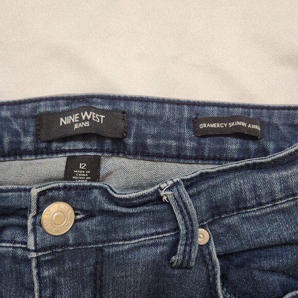 Nine West Jeans Gramercy Skinny Ankle Size 12 Dark Wash Stretch Denim - Picture 4 of 5